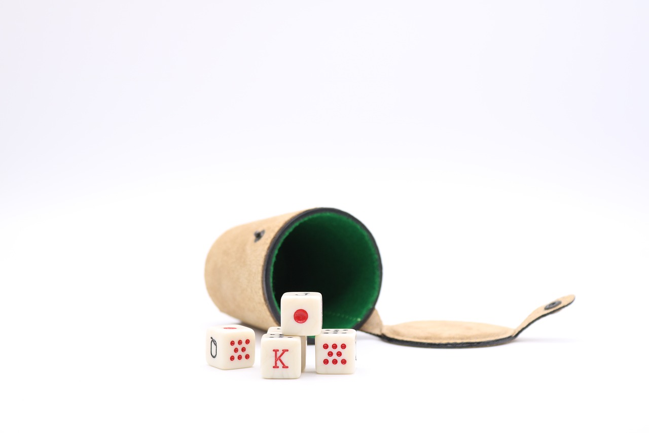 The Real Math Behind Slots, Poker and Sports Betting